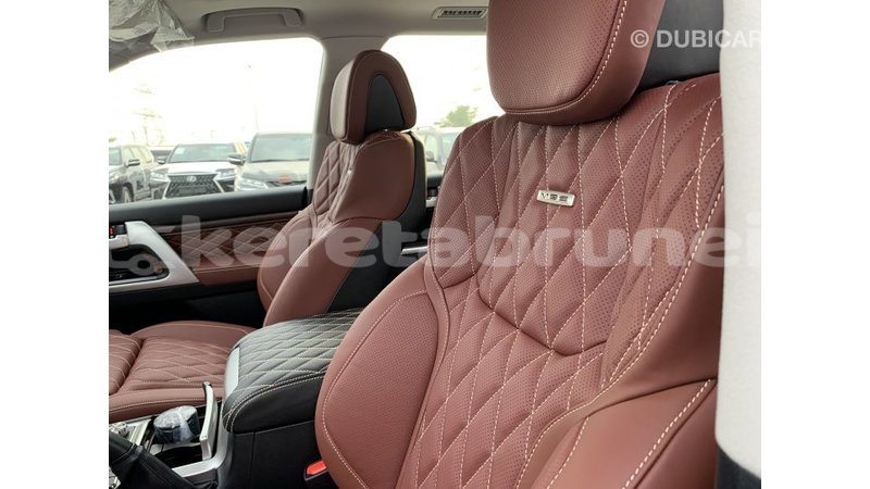 Big with watermark toyota land cruiser belait import dubai 2380