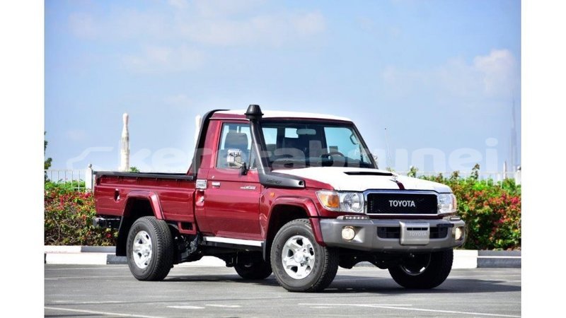 Big with watermark toyota land cruiser belait import dubai 2386