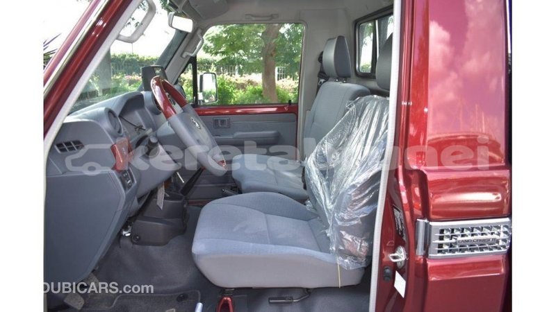 Big with watermark toyota land cruiser belait import dubai 2386