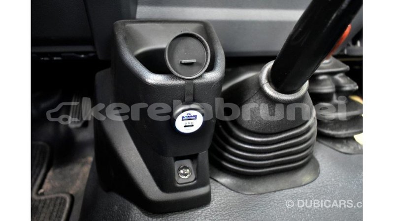 Big with watermark toyota land cruiser belait import dubai 2386