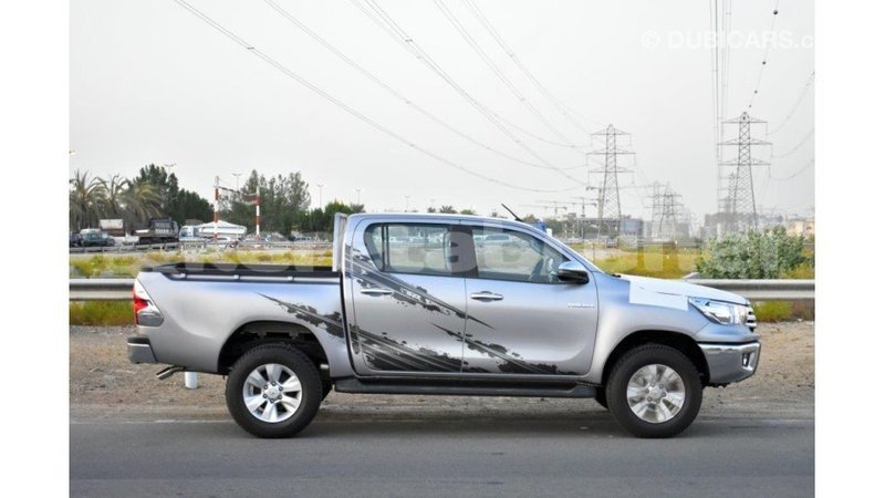 Big with watermark toyota hilux belait import dubai 2390