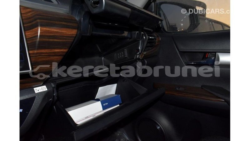 Big with watermark toyota hilux belait import dubai 2390