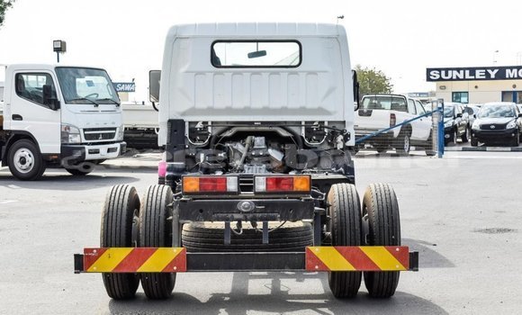 Buy Import Mitsubishi Carisma White Car in Import - Dubai in Belait Buy Import Mitsubishi Carisma White Car in Import - Dubai in Belait