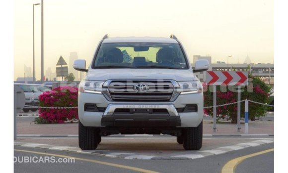 Buy Import Toyota Land Cruiser White Car in Import - Dubai in Belait Buy Import Toyota Land Cruiser White Car in Import - Dubai in Belait
