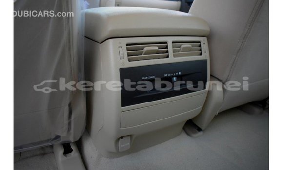 Buy Import Toyota Land Cruiser White Car in Import - Dubai in Belait Buy Import Toyota Land Cruiser White Car in Import - Dubai in Belait