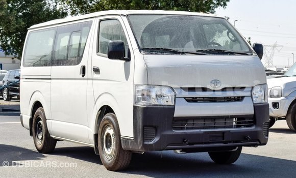 Buy Import Toyota Hiace White Car in Import - Dubai in Belait Buy Import Toyota Hiace White Car in Import - Dubai in Belait