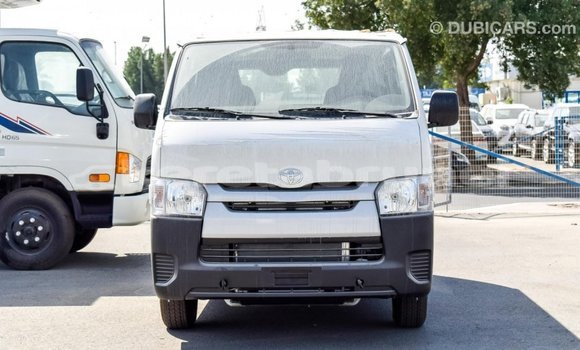 Buy Import Toyota Hiace White Car in Import - Dubai in Belait Buy Import Toyota Hiace White Car in Import - Dubai in Belait