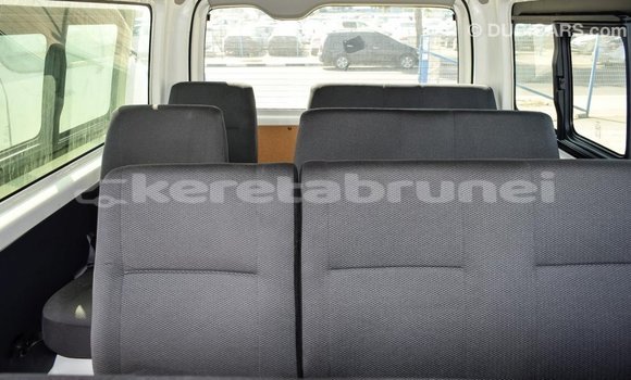 Buy Import Toyota Hiace White Car in Import - Dubai in Belait Buy Import Toyota Hiace White Car in Import - Dubai in Belait