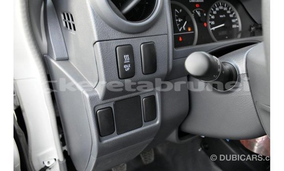 Buy Import Toyota Land Cruiser White Car in Import - Dubai in Belait Buy Import Toyota Land Cruiser White Car in Import - Dubai in Belait