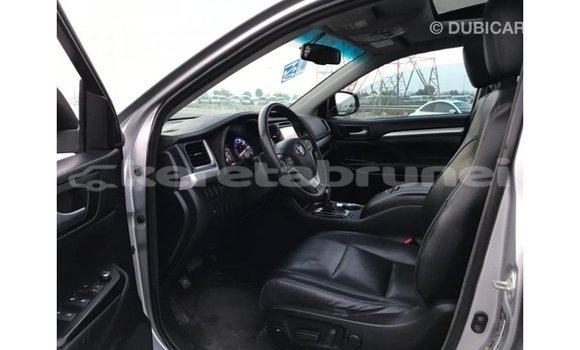 Buy Import Toyota Highlander Other Car in Import - Dubai in Belait Buy Import Toyota Highlander Other Car in Import - Dubai in Belait