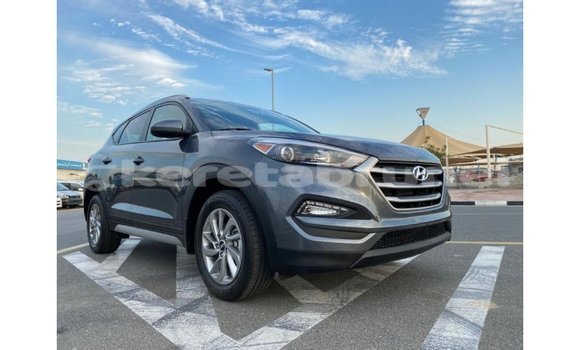 Buy Import Hyundai Tucson White Car in Import - Dubai in Belait Buy Import Hyundai Tucson White Car in Import - Dubai in Belait