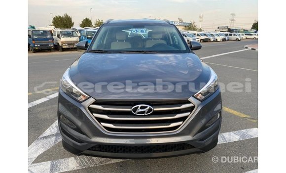 Buy Import Hyundai Tucson White Car in Import - Dubai in Belait Buy Import Hyundai Tucson White Car in Import - Dubai in Belait
