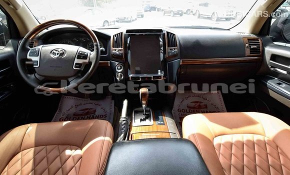 Buy Import Toyota Land Cruiser Black Car in Import - Dubai in Belait Buy Import Toyota Land Cruiser Black Car in Import - Dubai in Belait