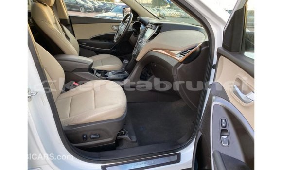 Buy Import Hyundai Santa Fe White Car in Import - Dubai in Belait Buy Import Hyundai Santa Fe White Car in Import - Dubai in Belait