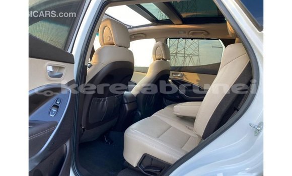 Buy Import Hyundai Santa Fe White Car in Import - Dubai in Belait Buy Import Hyundai Santa Fe White Car in Import - Dubai in Belait