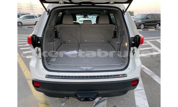 Buy Import Toyota Highlander White Car in Import - Dubai in Belait Buy Import Toyota Highlander White Car in Import - Dubai in Belait