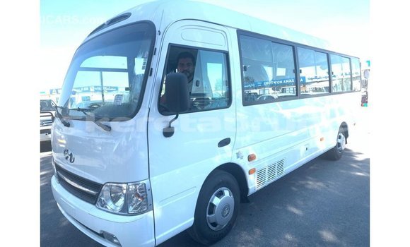 Buy Import Hyundai Accent White Car in Import - Dubai in Belait Buy Import Hyundai Accent White Car in Import - Dubai in Belait