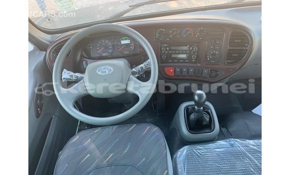 Buy Import Hyundai Accent White Car in Import - Dubai in Belait Buy Import Hyundai Accent White Car in Import - Dubai in Belait