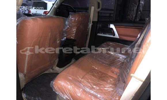 Buy Import Toyota Land Cruiser Black Car in Import - Dubai in Belait Buy Import Toyota Land Cruiser Black Car in Import - Dubai in Belait