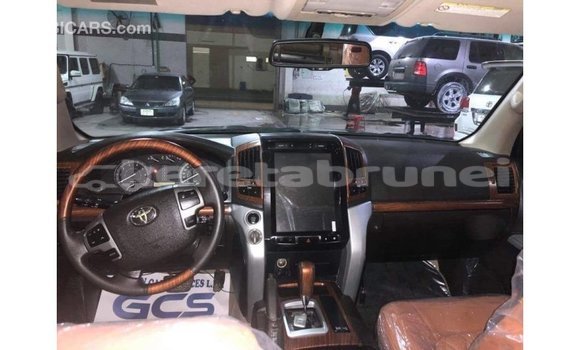 Buy Import Toyota Land Cruiser Black Car in Import - Dubai in Belait Buy Import Toyota Land Cruiser Black Car in Import - Dubai in Belait