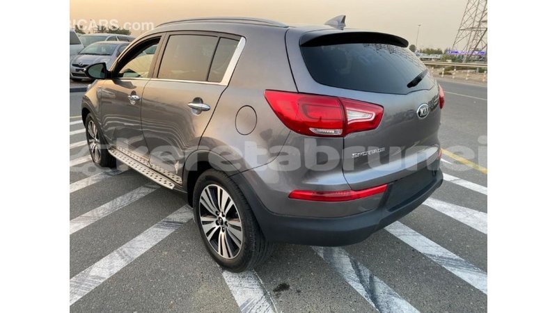 Big with watermark kia sportage belait import dubai 2455