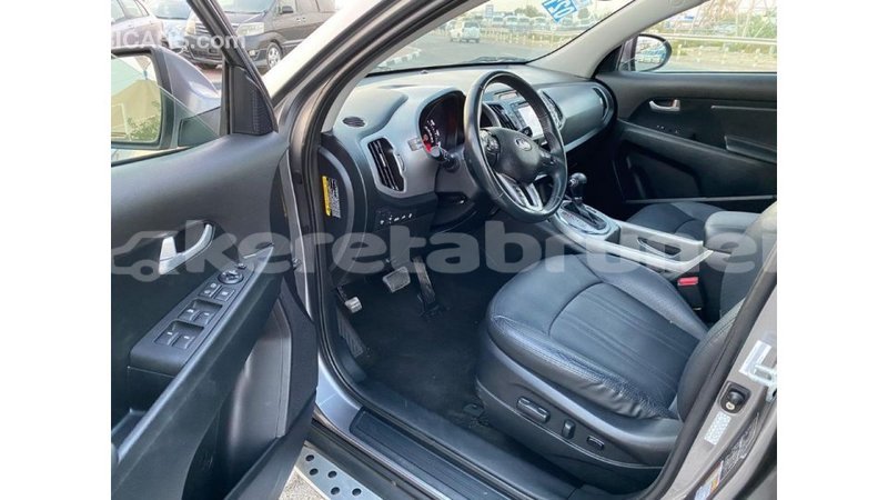 Big with watermark kia sportage belait import dubai 2455