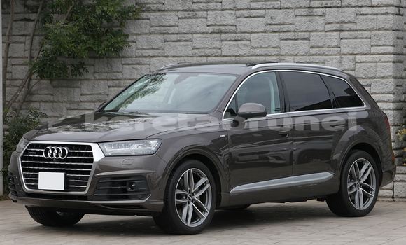 Buy Used Audi Q7 Brown Car in Kuala Belait in Belait