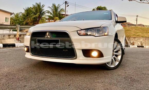 Buy Used Mitsubishi Lancer White Car in Bandar Seri Begawan in Brunei-Muara