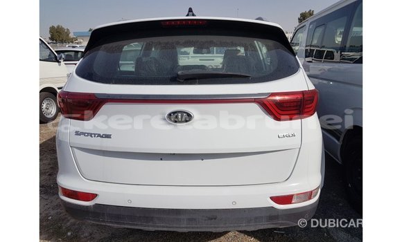 Buy Import Kia Sportage White Car in Import - Dubai in Belait Buy Import Kia Sportage White Car in Import - Dubai in Belait