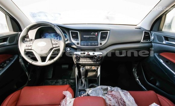 Buy Import Hyundai Tucson White Car in Import - Dubai in Belait Buy Import Hyundai Tucson White Car in Import - Dubai in Belait