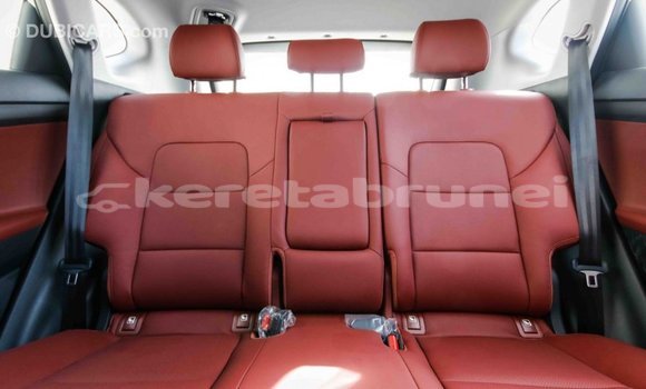 Buy Import Hyundai Tucson White Car in Import - Dubai in Belait Buy Import Hyundai Tucson White Car in Import - Dubai in Belait