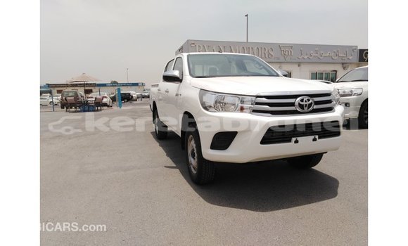 Buy Import Toyota Hilux White Car in Import - Dubai in Belait Buy Import Toyota Hilux White Car in Import - Dubai in Belait