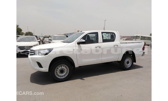 Buy Import Toyota Hilux White Car in Import - Dubai in Belait Buy Import Toyota Hilux White Car in Import - Dubai in Belait