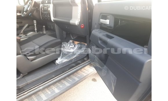 Buy Import Toyota FJ Cruiser Black Car in Import - Dubai in Belait Buy Import Toyota FJ Cruiser Black Car in Import - Dubai in Belait
