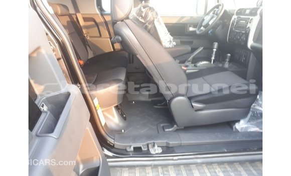 Buy Import Toyota FJ Cruiser Black Car in Import - Dubai in Belait Buy Import Toyota FJ Cruiser Black Car in Import - Dubai in Belait