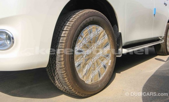 Buy Import Nissan Patrol White Car in Import - Dubai in Belait