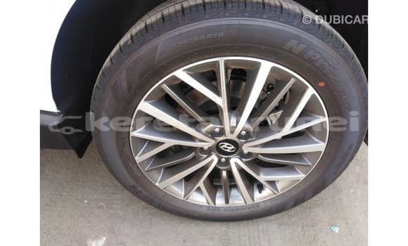 Buy Import Hyundai Tucson White Car in Import - Dubai in Belait Buy Import Hyundai Tucson White Car in Import - Dubai in Belait