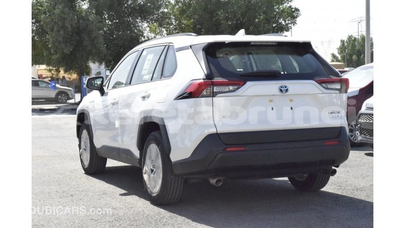 Big with watermark toyota hiace belait import dubai 2505