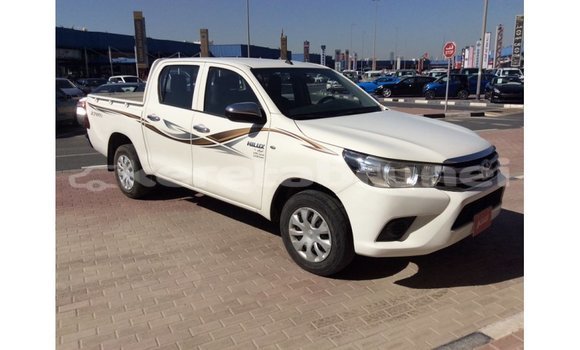 Buy Import Toyota Hilux White Car in Import - Dubai in Belait Buy Import Toyota Hilux White Car in Import - Dubai in Belait