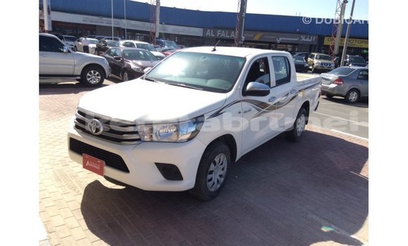 Buy Import Toyota Hilux White Car in Import - Dubai in Belait Buy Import Toyota Hilux White Car in Import - Dubai in Belait