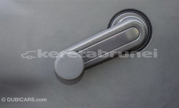 Buy Import Toyota Hiace White Car in Import - Dubai in Belait Buy Import Toyota Hiace White Car in Import - Dubai in Belait