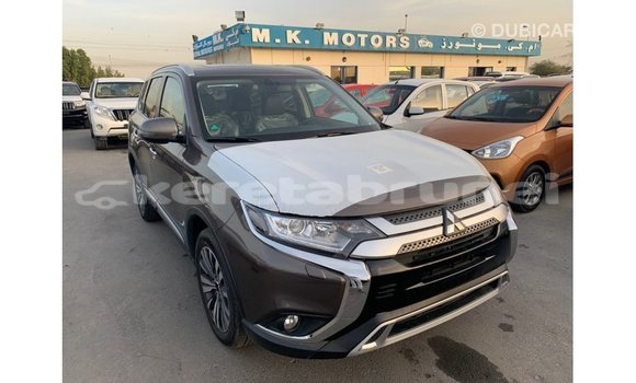 Buy Import Mitsubishi Outlander Brown Car in Import - Dubai in Belait Buy Import Mitsubishi Outlander Brown Car in Import - Dubai in Belait