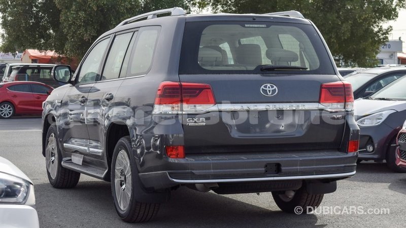 Big with watermark toyota land cruiser belait import dubai 2527