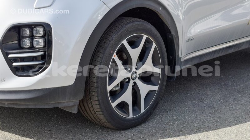 Big with watermark kia sportage belait import dubai 2528