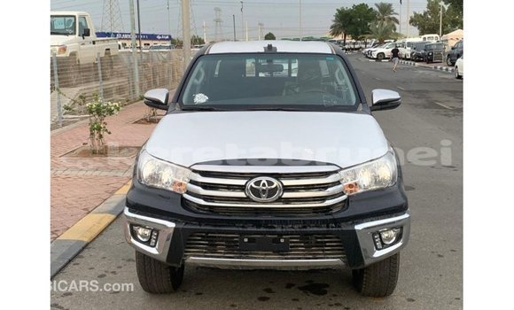 Buy Import Toyota Hilux Black Car in Import - Dubai in Belait Buy Import Toyota Hilux Black Car in Import - Dubai in Belait
