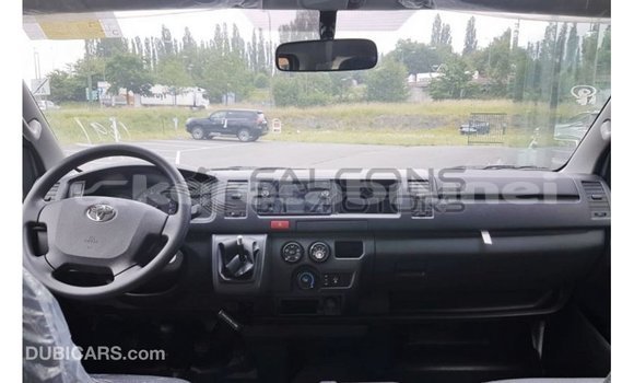 Buy Import Toyota Hiace White Car in Import - Dubai in Belait Buy Import Toyota Hiace White Car in Import - Dubai in Belait