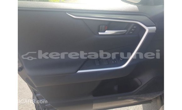 Buy Import Toyota HiAce Other Truck in Import - Dubai in Belait Buy Import Toyota HiAce Other Truck in Import - Dubai in Belait