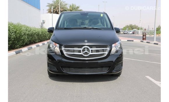 Buy Import Mercedes-Benz 250 Black Car in Import - Dubai in Belait Buy Import Mercedes-Benz 250 Black Car in Import - Dubai in Belait