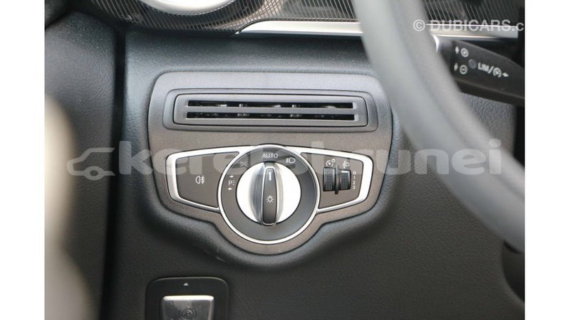 Big with watermark mercedes benz 250 belait import dubai 2554