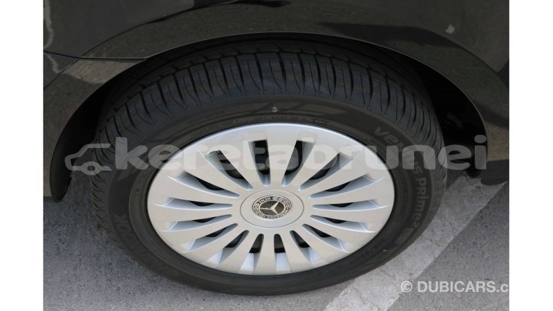 Big with watermark mercedes benz 250 belait import dubai 2554